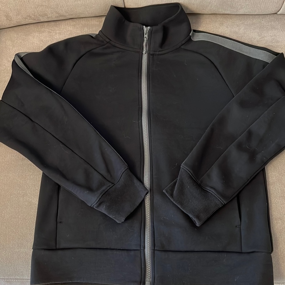 Almost NEW Uniqlo Athletic Full Zip Jacket- 13Y (61-65”)